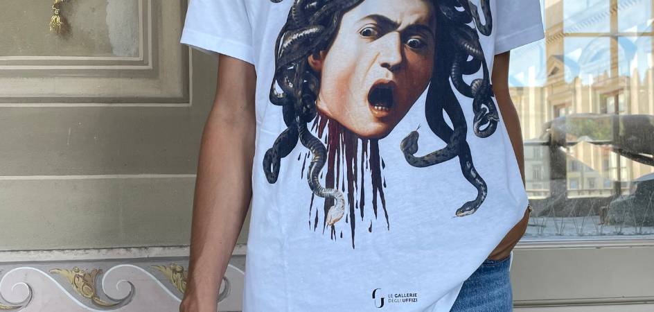 regali per chi ama l'arte t-shirt medusa di caravaggio