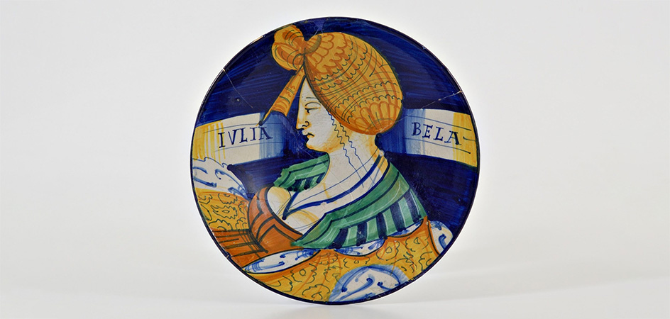 piatto iulia bella maiolica rinascimentale italiana